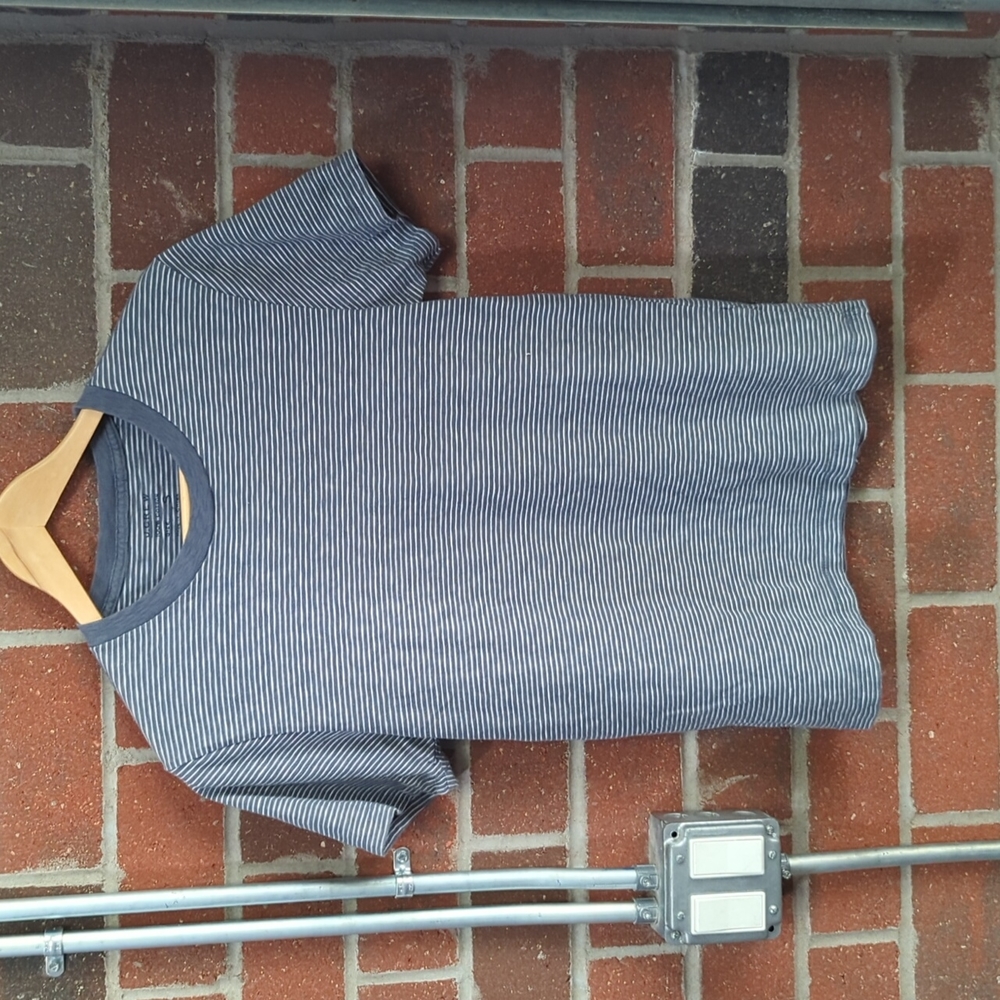 J Crew Blue Gray White Stripe T-shirt Size S Small